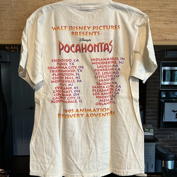 1995 Animation Discovery Event Disney Pocahontas premieres tee shirt - Picture 2 of 3